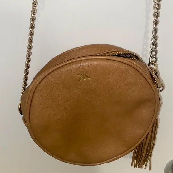 Kelly & Katie tan crossbody bag - Picture 5 of 12